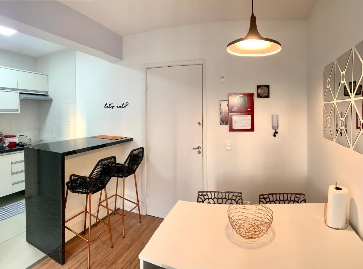 707- Apartamento Encantador, Amplo E Decorado, Quarto, Sala, Cozinha, Mobiliario Moderno, Cozinha Completa Com Utensilios , Excelente Vista Da Cidade E Localizacao Privelegiada No Bairro Bigorrilho Curitiba Exterior foto