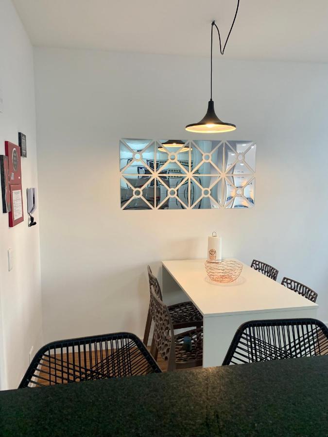 707- Apartamento Encantador, Amplo E Decorado, Quarto, Sala, Cozinha, Mobiliario Moderno, Cozinha Completa Com Utensilios , Excelente Vista Da Cidade E Localizacao Privelegiada No Bairro Bigorrilho Curitiba Exterior foto