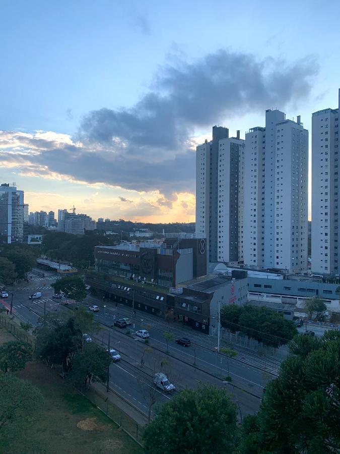 707- Apartamento Encantador, Amplo E Decorado, Quarto, Sala, Cozinha, Mobiliario Moderno, Cozinha Completa Com Utensilios , Excelente Vista Da Cidade E Localizacao Privelegiada No Bairro Bigorrilho Curitiba Exterior foto