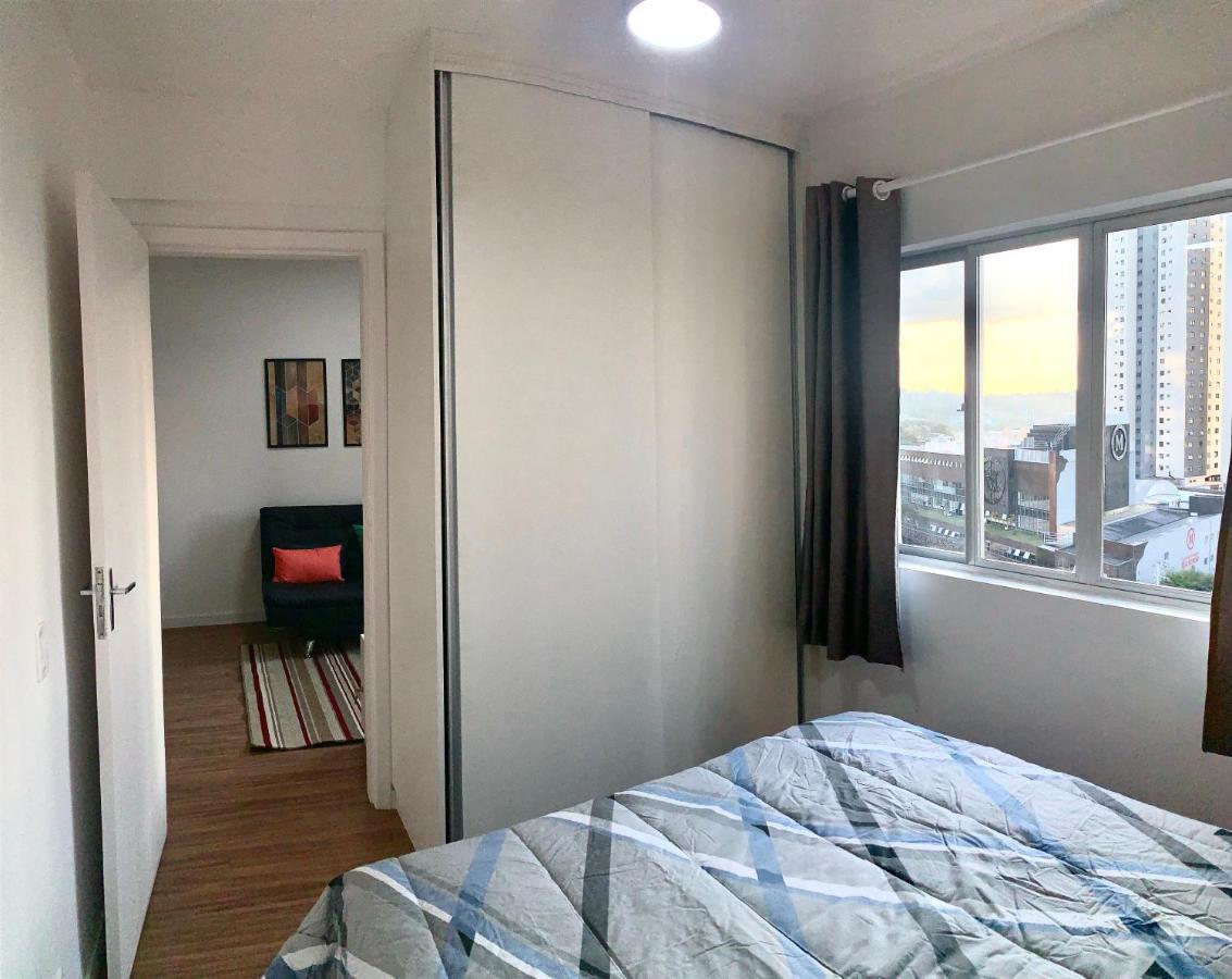 707- Apartamento Encantador, Amplo E Decorado, Quarto, Sala, Cozinha, Mobiliario Moderno, Cozinha Completa Com Utensilios , Excelente Vista Da Cidade E Localizacao Privelegiada No Bairro Bigorrilho Curitiba Exterior foto